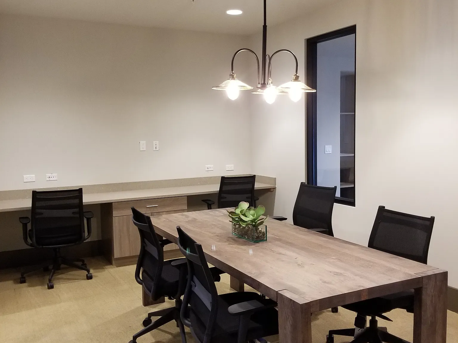 Messina Luxury Apartments — Photo 4