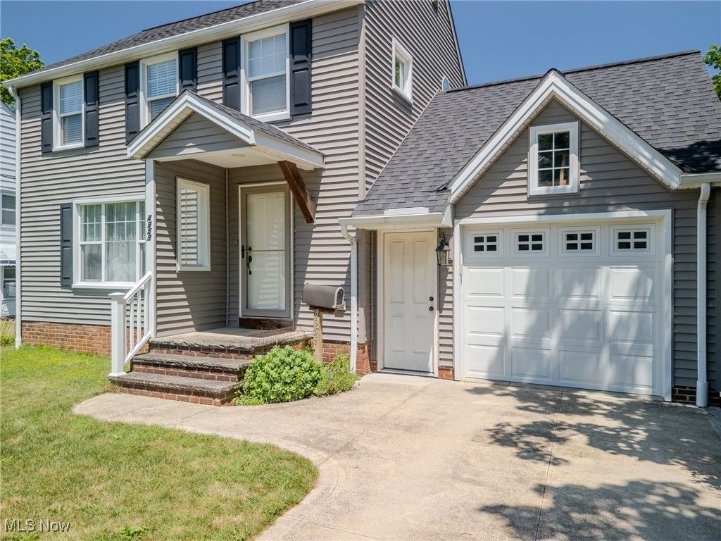 Real estate listing image