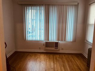 70-08 68th St, Glendale, NY 11385