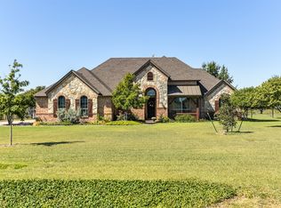 10535 Baucum Rd, Waxahachie, TX 75167