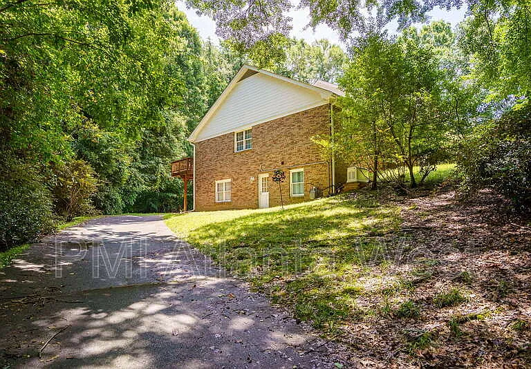 2215 Spalding Dr #TERRACE LVL — Photo 24