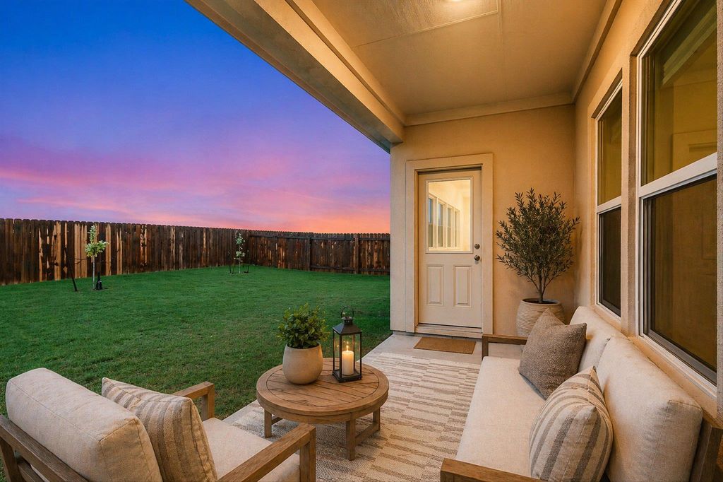 1317 Aquilla Dr, Leander, TX - View 3