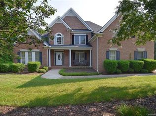 11080 Deep Cove Dr, TEGA CAY, SC 29708