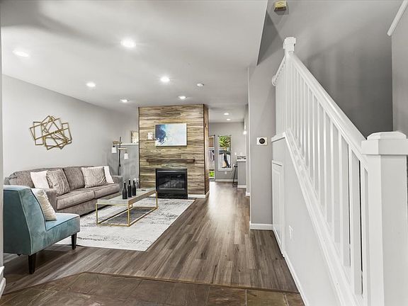 3rd image of 16152 NE 93rd Way #803