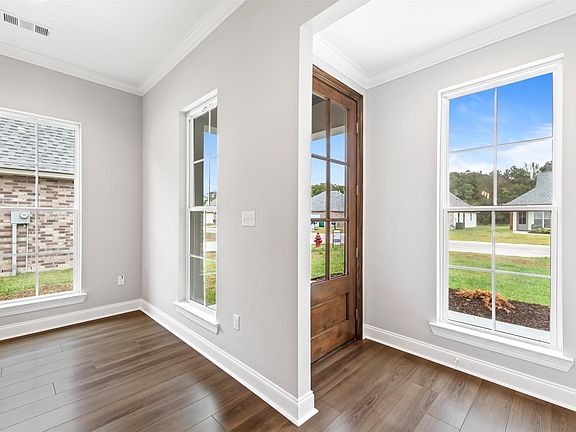 4th image of 10457 Highland Lakes Dr