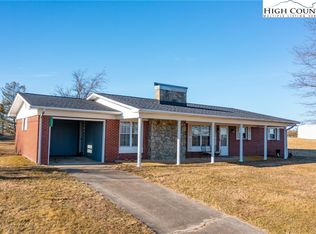 7533 Glade Valley Rd, Ennice, NC 28623