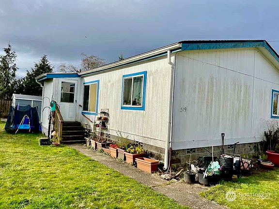2nd image of 319 E Pacific Avenue