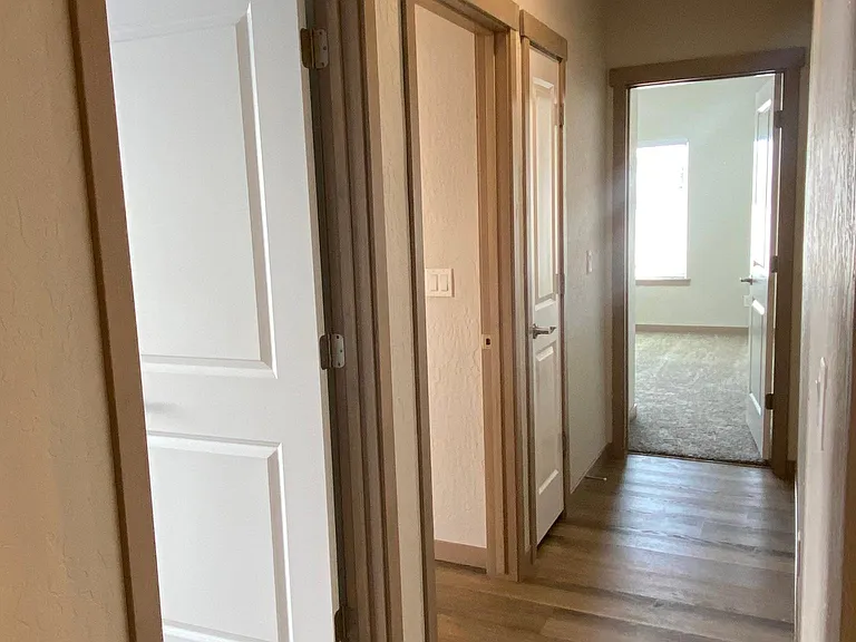 West Meadows Villas — Photo 34