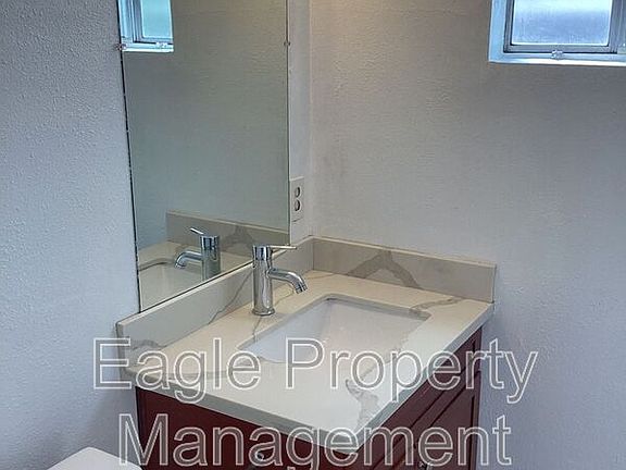 4th image of 1816 F St APT 1