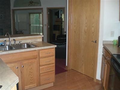 4th image of 6515 Saint Andrews Dr #1