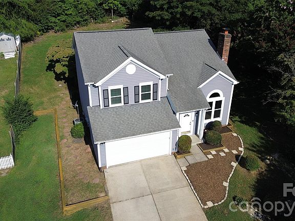 4th image of 7725 Batavia Ln