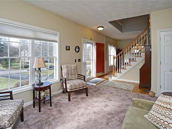 5th image of 63 Orchard Woods Dr