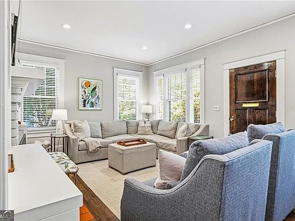 4th image of 1599 McLendon Ave