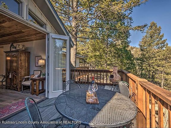 5th image of 140 Sierra Vista Dr