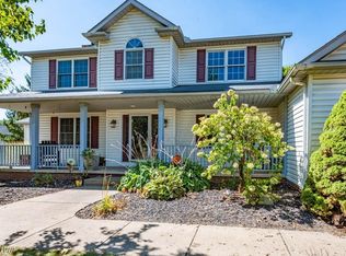908 Sand Lot Cir, Louisville, OH 44641