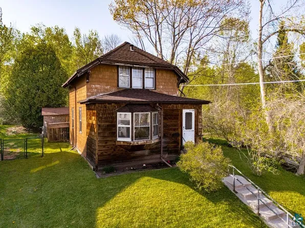 1 Saint Louis Ct, Duluth, MN 55808