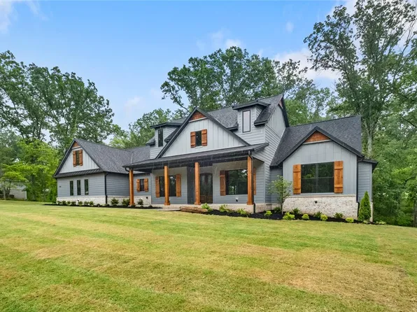 521 Oneida Cir, Pea Ridge, AR 72751