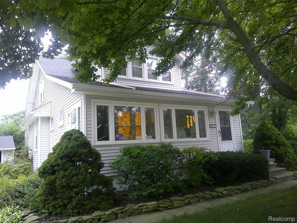 1st image of 28710 Revere Ave