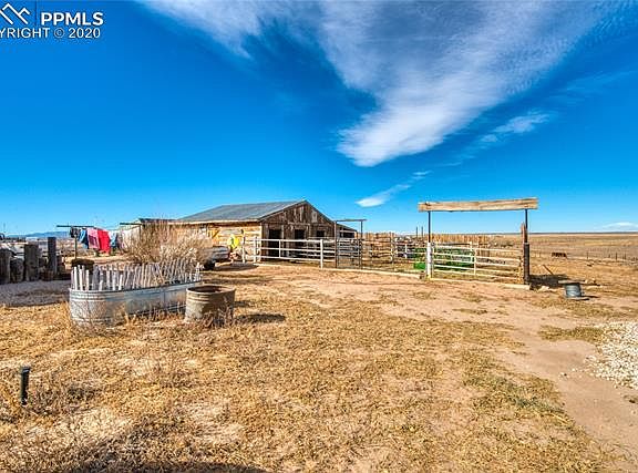 3rd image of 13865 Hobby Horse Ln
