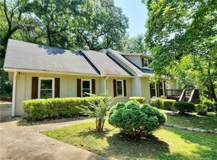 5224 Hidden Hills Ct, Stone Mountain, GA 30088