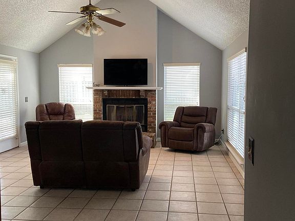 4th image of 8532 Bitterwood Ct