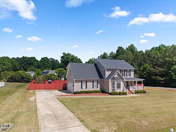 2nd image of 213 Santa Gertrudis Dr