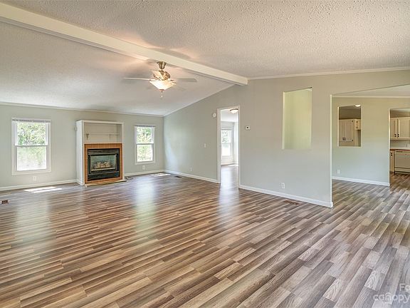 2nd image of 37 Bluebird Ln