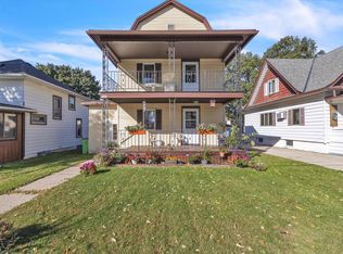 1443 Parkview Dr, Kewaskum, WI 53040