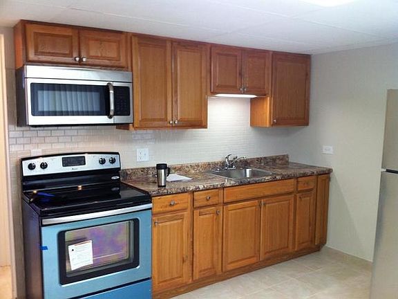 2nd image of 1030 Dunlop Ave APT 1C