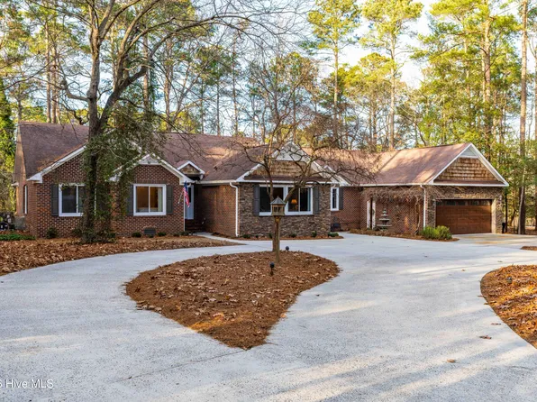 335 Sprunt Drive, Clinton, NC 28328