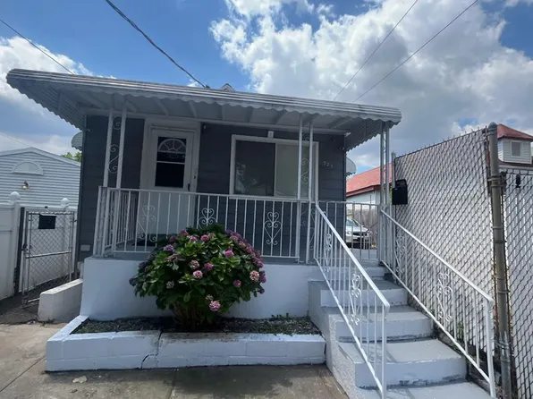 325 underhill Avenue, Bronx, NY 10473