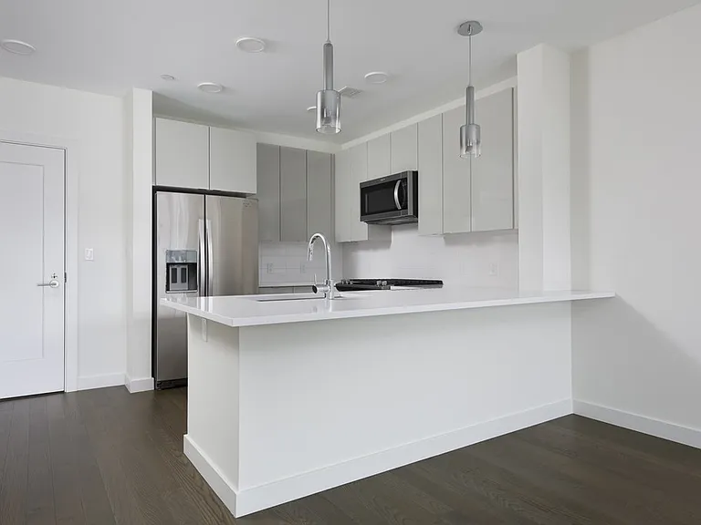 65 Lewis St #305 — Photo 5