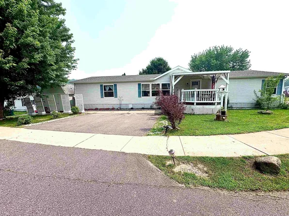 904 Moore St #471, Baraboo, WI 53913