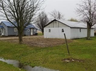 10136 E 300th Ave, Newton, IL 62448