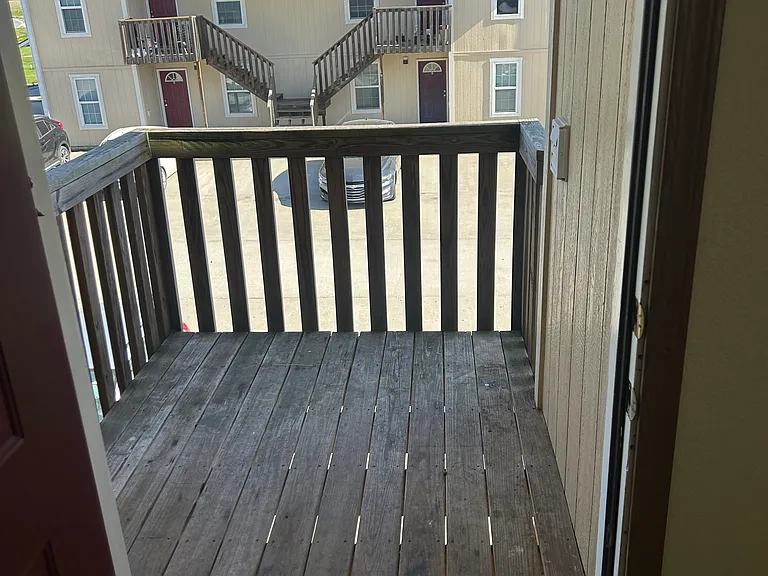 109 SE D Hwy #C — Photo 16