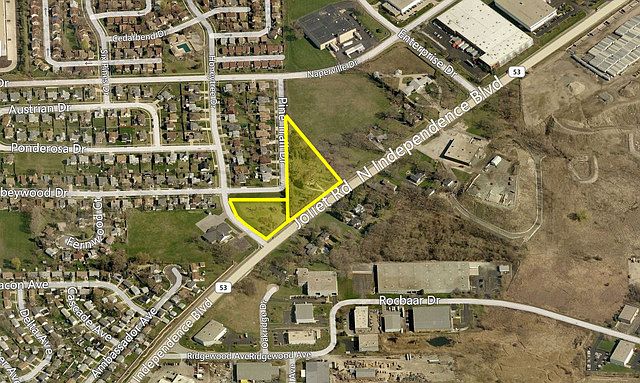2nd image of 816 N Independence Blvd