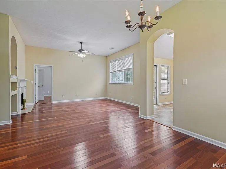 8990 Stoneridge Pl — Photo 5