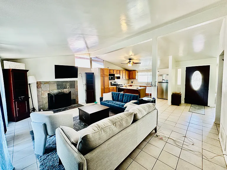 Kellerton Dr — Photo 4
