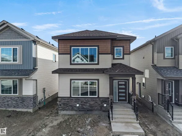 348 Roberts Cres, Leduc, AB T9E 1N4