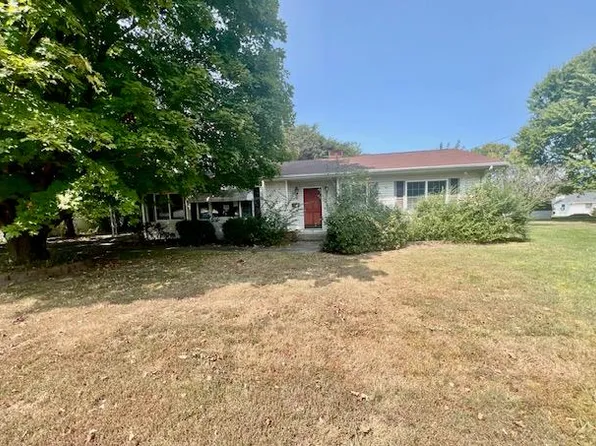 303 Walker Ave, Greenville, KY 42345