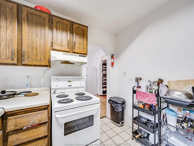 494 Rankin Ave — Photo 14
