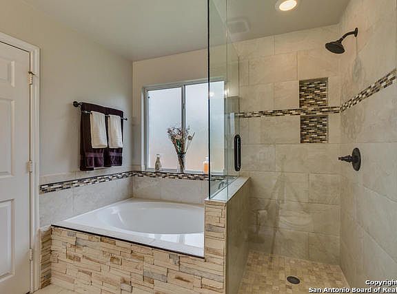 5th image of 11702 Arbor Mesa