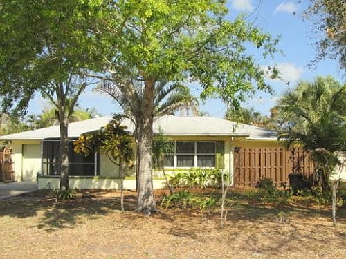 1st image of 4265 Harbour Ln