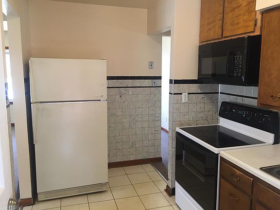 5th image of 4028 Saint Barbara Ln