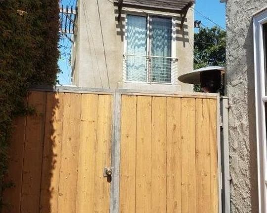 5th image of 843 N Ogden Dr