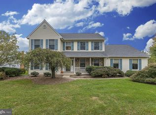 544 Paterno Dr, Harleysville, PA 19438