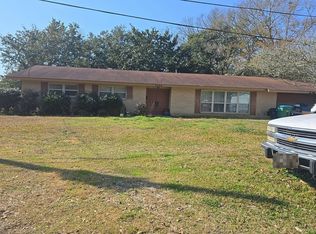 1603 Bates Dr, Pascagoula, MS 39581