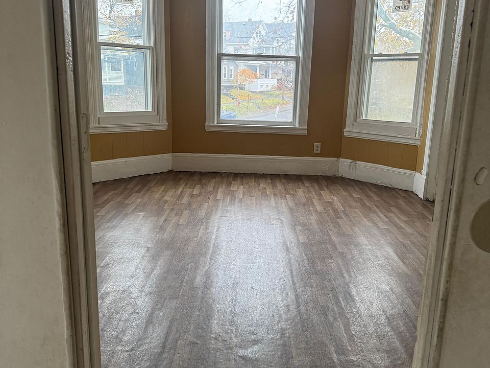 1st image of 1102 Butternut St #2
