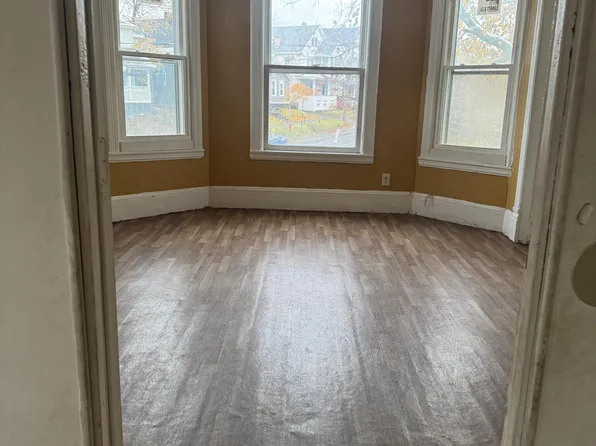 1102 Butternut St #2, Syracuse, NY 13208