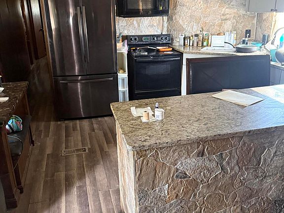 4th image of 3016 Shaw Dr SW #26-A